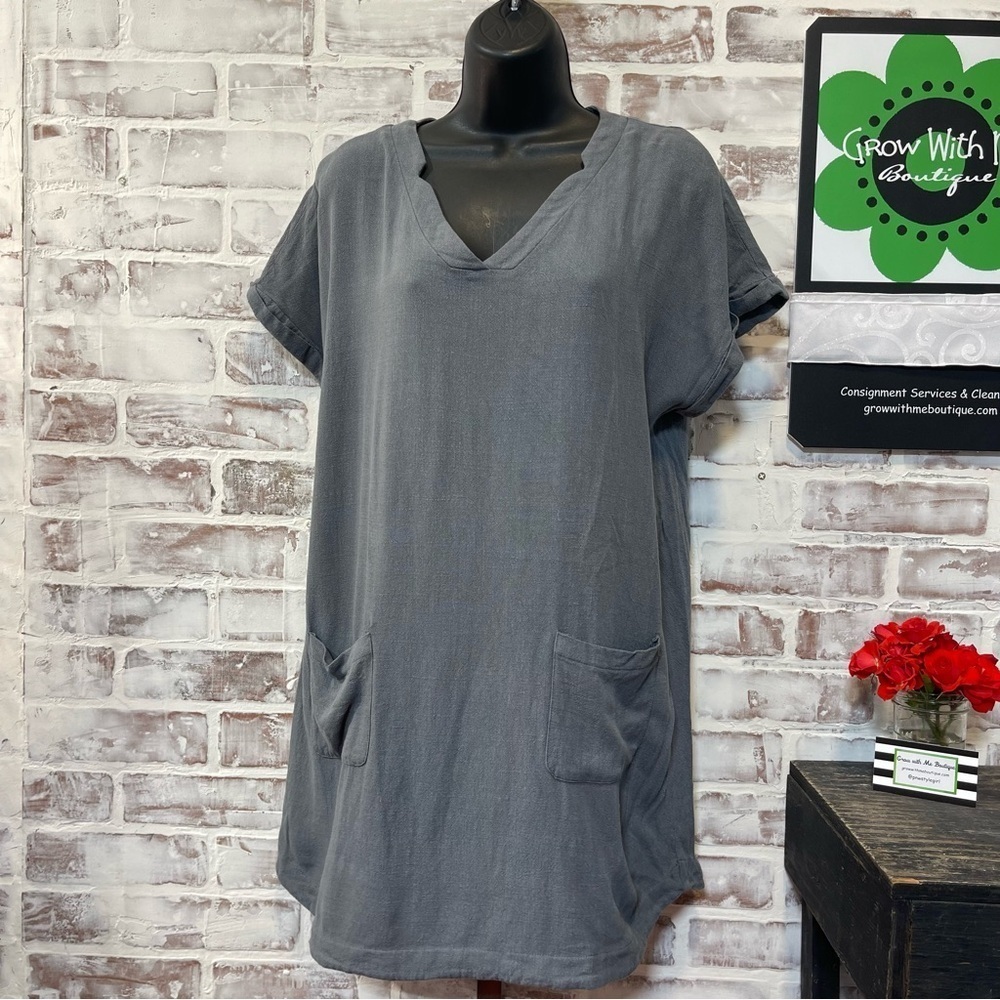 JODIFL Gray Boxy Short Sleeve Tunic small